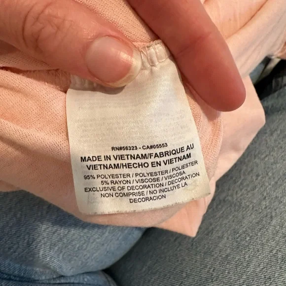 Pink Nike T-Shirt - Picture 3 of 4